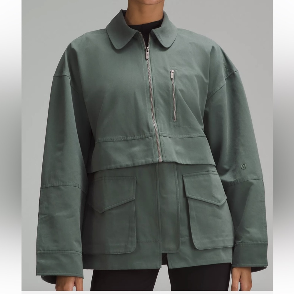 NWT Lululemon Glyde 2 in 1 Jacket Size XS runs large